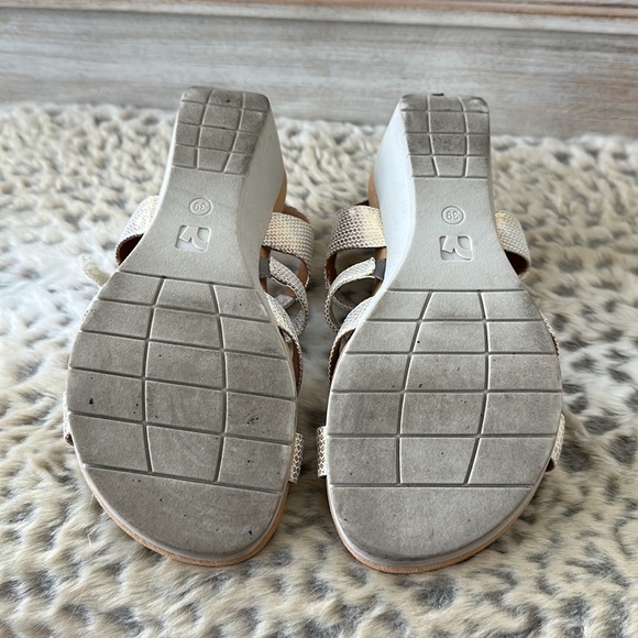 The perfect retail working shoe! - Picture 5 of 6